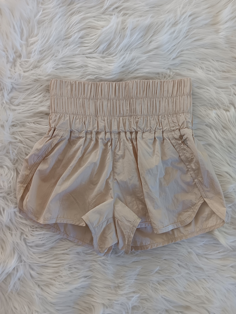 Free People Movement Tahitian Vanilla High Waist Way Home Smock Waist Shorts XS - Picture 11 of 11